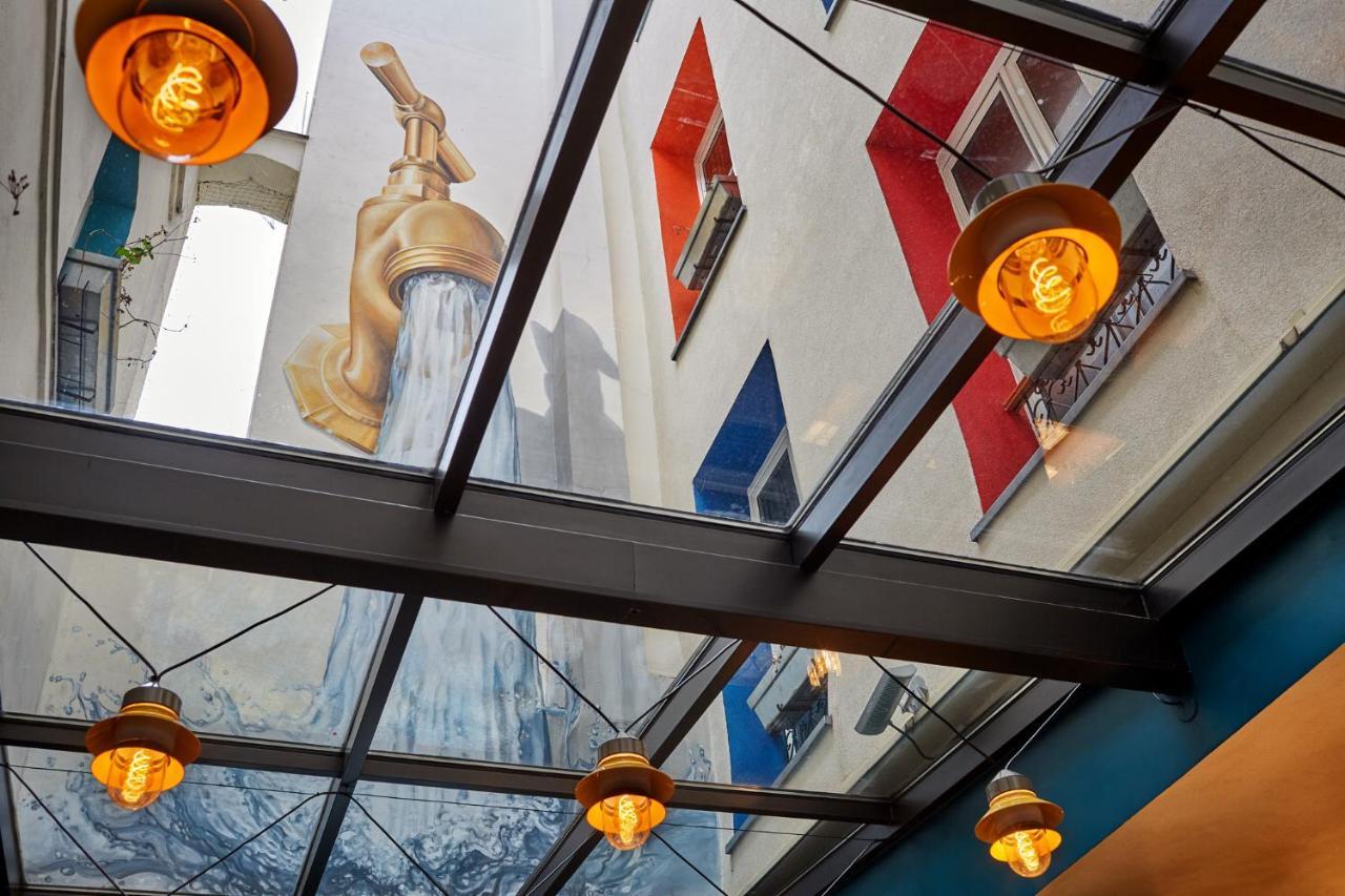 Le Robinet D'or Canal Saint Martin Hotel Paris