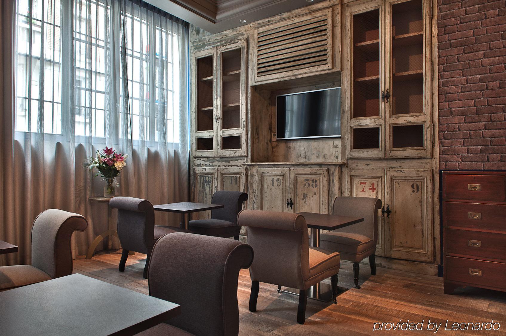 Le Robinet D'or Canal Saint Martin Hotel 3*